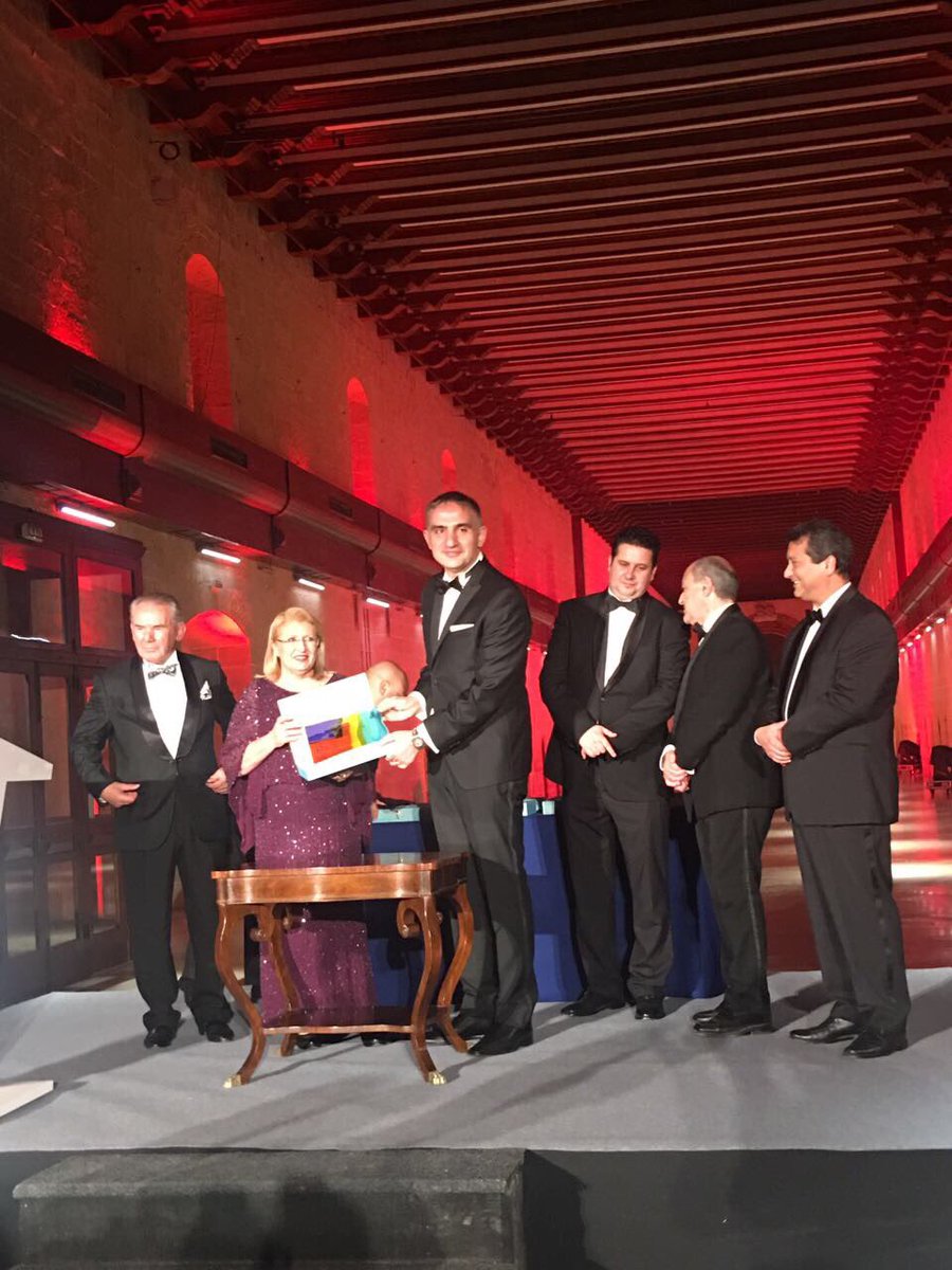 Turizmi geliştirme toptancılıktan, perakendeciliğe geçiş çalışmalarımız Akdeniz Turizm Formu'nda Malta C.Başkanı tarafından ödüllendirildi.