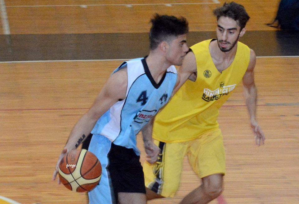 HinduClubCba's tweet photo. Hindú y Matienzo, disputaron un amistoso en el Catedral pensando en lo que será la temporada 2017

PH: J. Sanguesa 📷👉https://t.co/mv34c80SY7 https://t.co/oklAkXIwJf