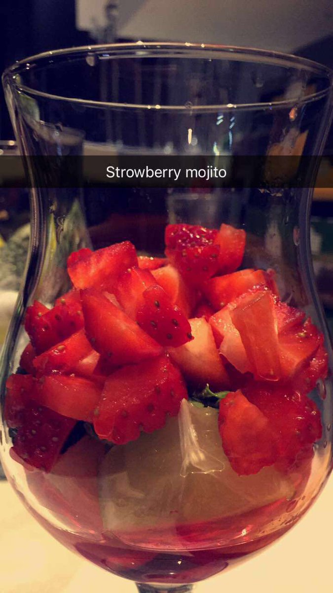 SuedeManchester's tweet photo. Try our popular Strawberry mojito made with fresh ingredients 🍸🍓 https://t.co/iiih7v4bIj