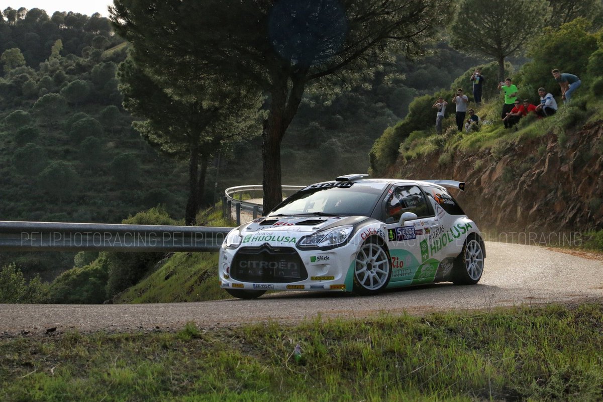 PeliJM23's tweet photo. @sergiovallejof @dvfcopiloto @vallejoracing @fansvallejo https://t.co/l2Y0pzLAGK