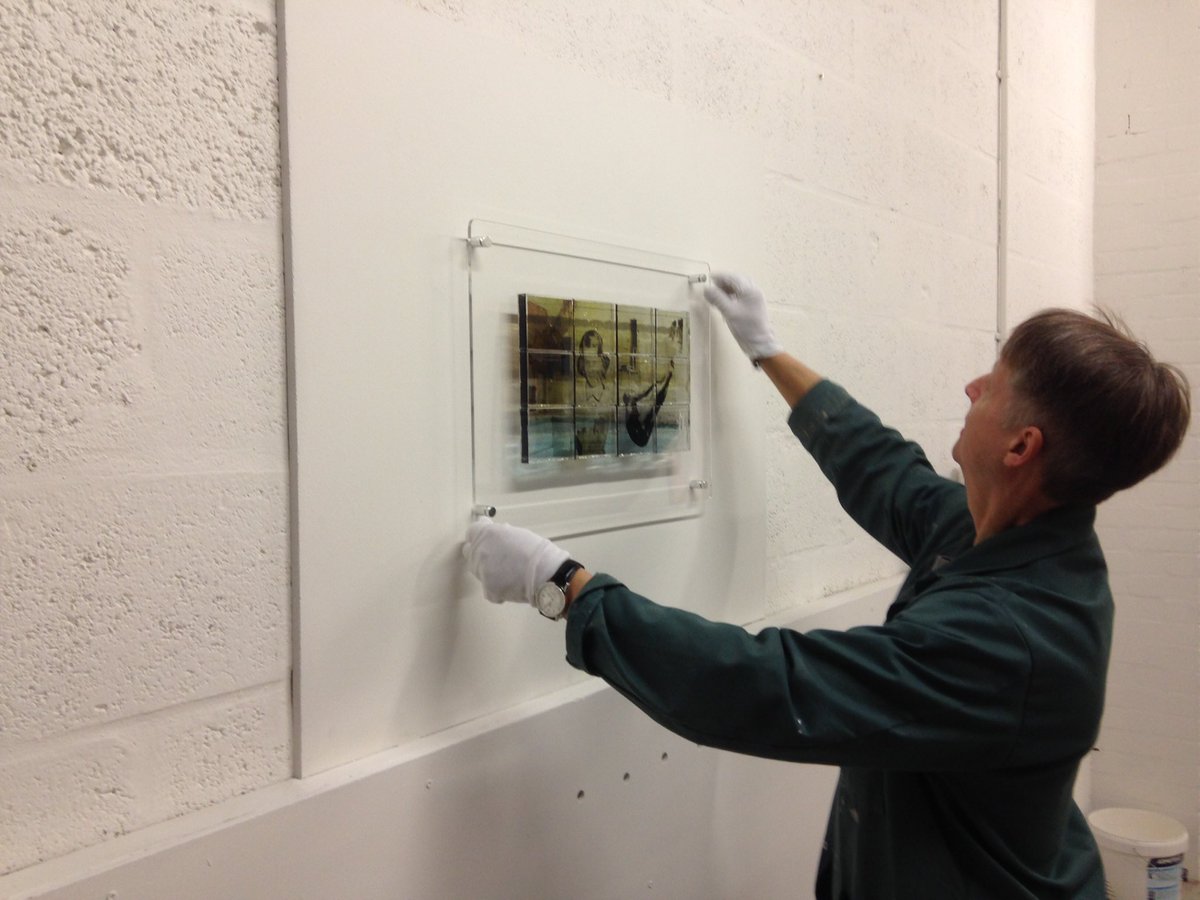 neo_artists's tweet image. Final touches for tomorrow's preview 2-4pm! #Berlin1936  #neogallery23 @Market_PlaceSC #Bolton #Painting #Ceramics #Olympic #Sport #Art