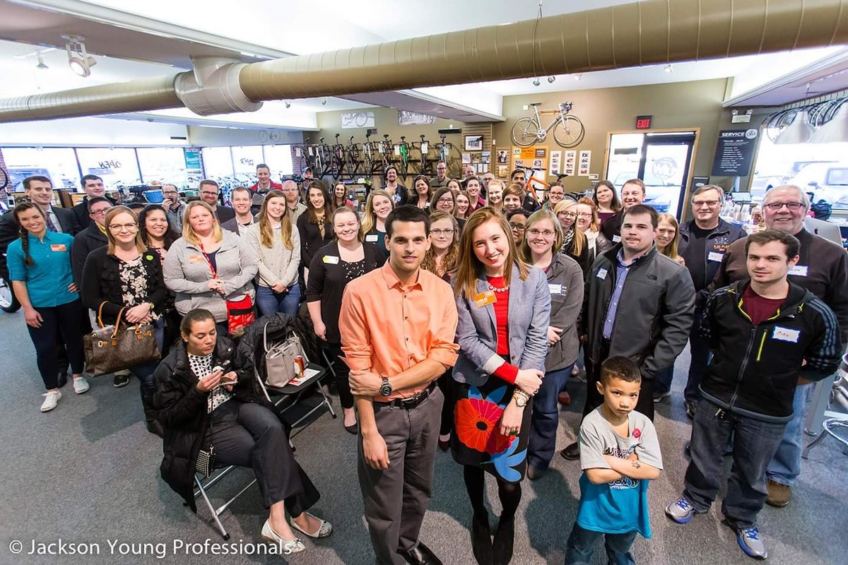 JxnYP's tweet photo. One of our more hilarious Large Group Photos! 😂👏 #JxnYP #JacksonMI https://t.co/65d7oVixdo