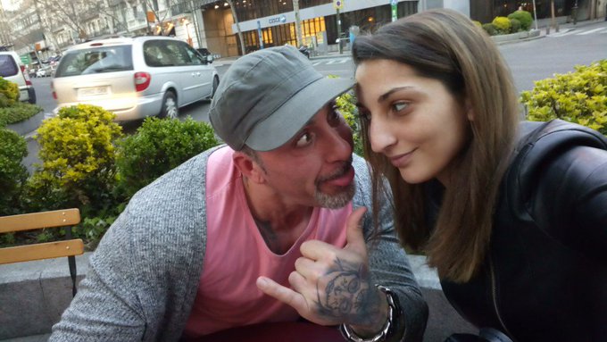 Nuestra amistad no depende de cosas como el espacio y el tiempo. Gracias por apoyarme siempre @john_bareaX