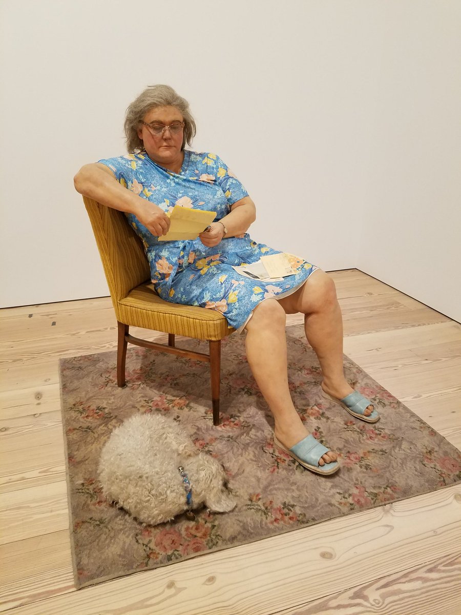 exploridea's tweet image. Does anybody miss the old times when we sent and receved #real #letters ?