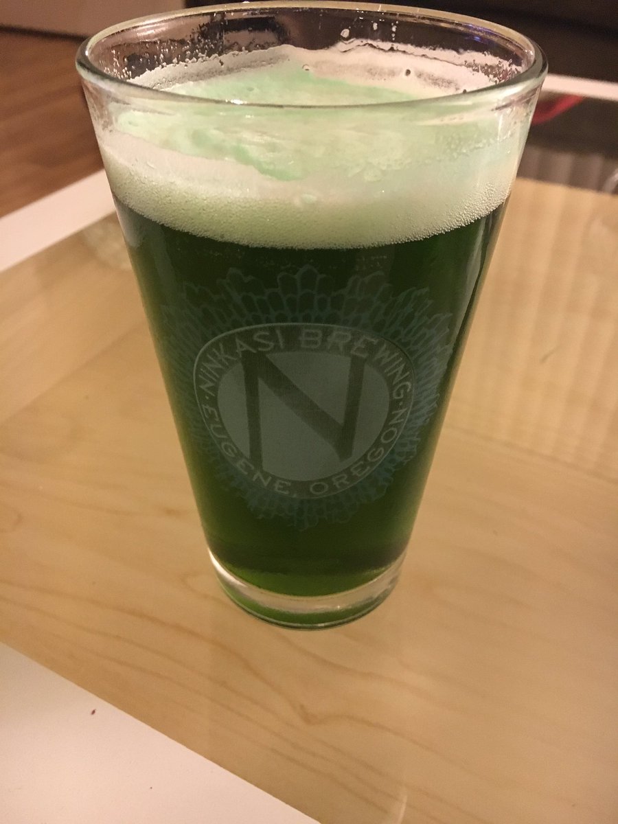 ducksblazers's tweet photo. Happy St Patty's Day @NinkasiBrewing #TotalDom https://t.co/63fsgSTDNf