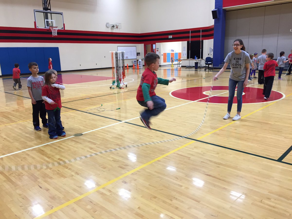 PE__Irish's tweet photo. Mrs. E. Roush's class in action in BHES PE Jump Rope for Heart! #bhesbestyearyet https://t.co/vZKEdQe1lA
