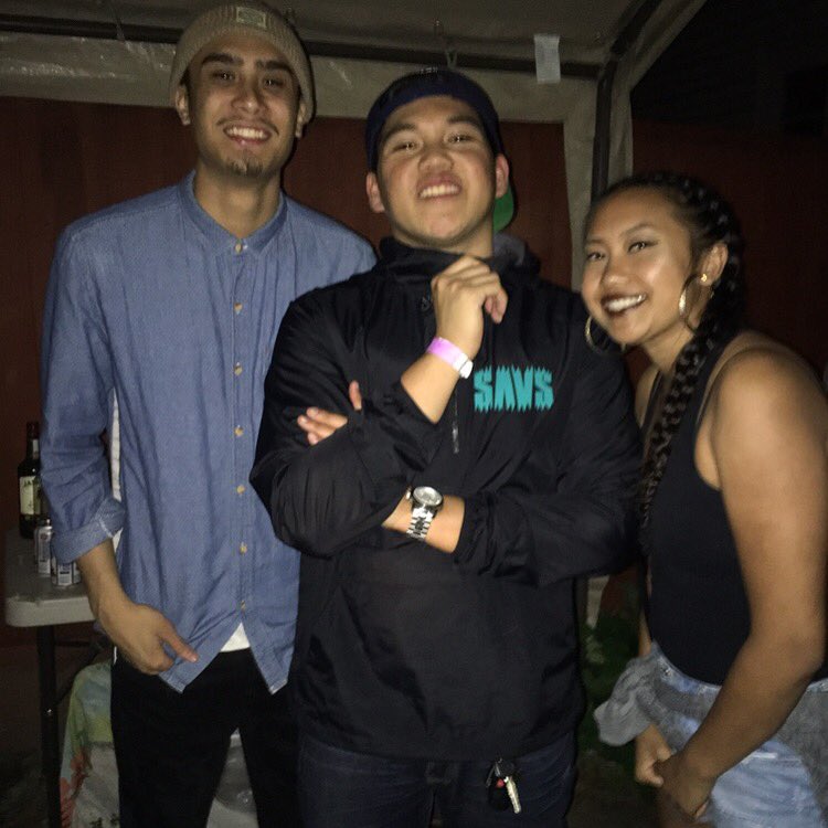 itsMillie_K's tweet photo. #BBLine 🍑 that's my fam! Love y'all https://t.co/jHPndKzlse