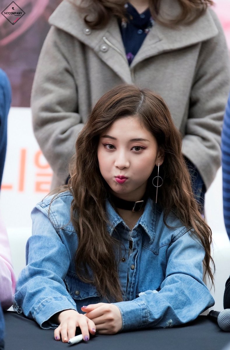 idolsinblue's tweet photo. CLC ✵ Seungyeon https://t.co/rZds1WVFn5