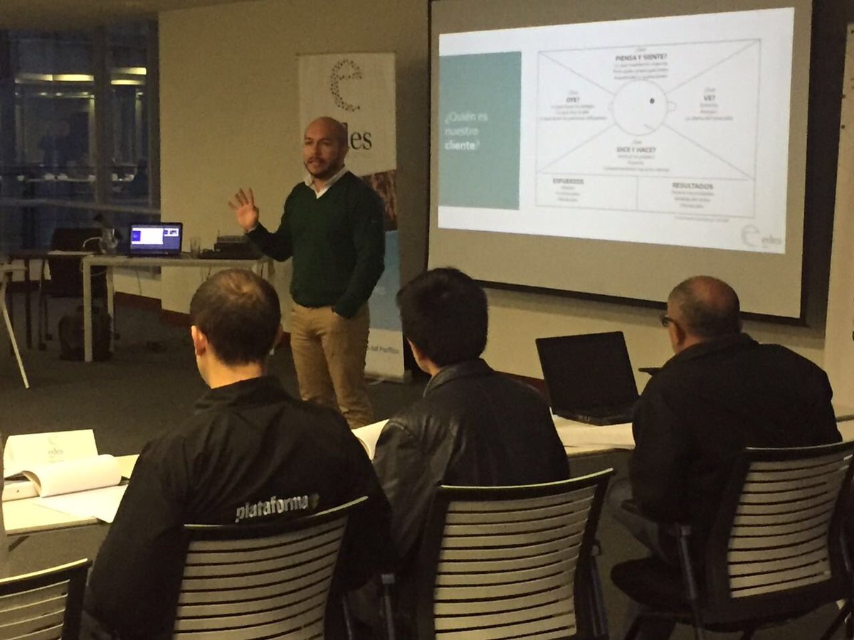 bvonbuchwald's tweet photo. "Debemos escuchar constantemente al cliente para innovar los productos" @gpoveda en #Bootcamp360 de @EDES_BS @aei_ec https://t.co/pWkuW9KrFP