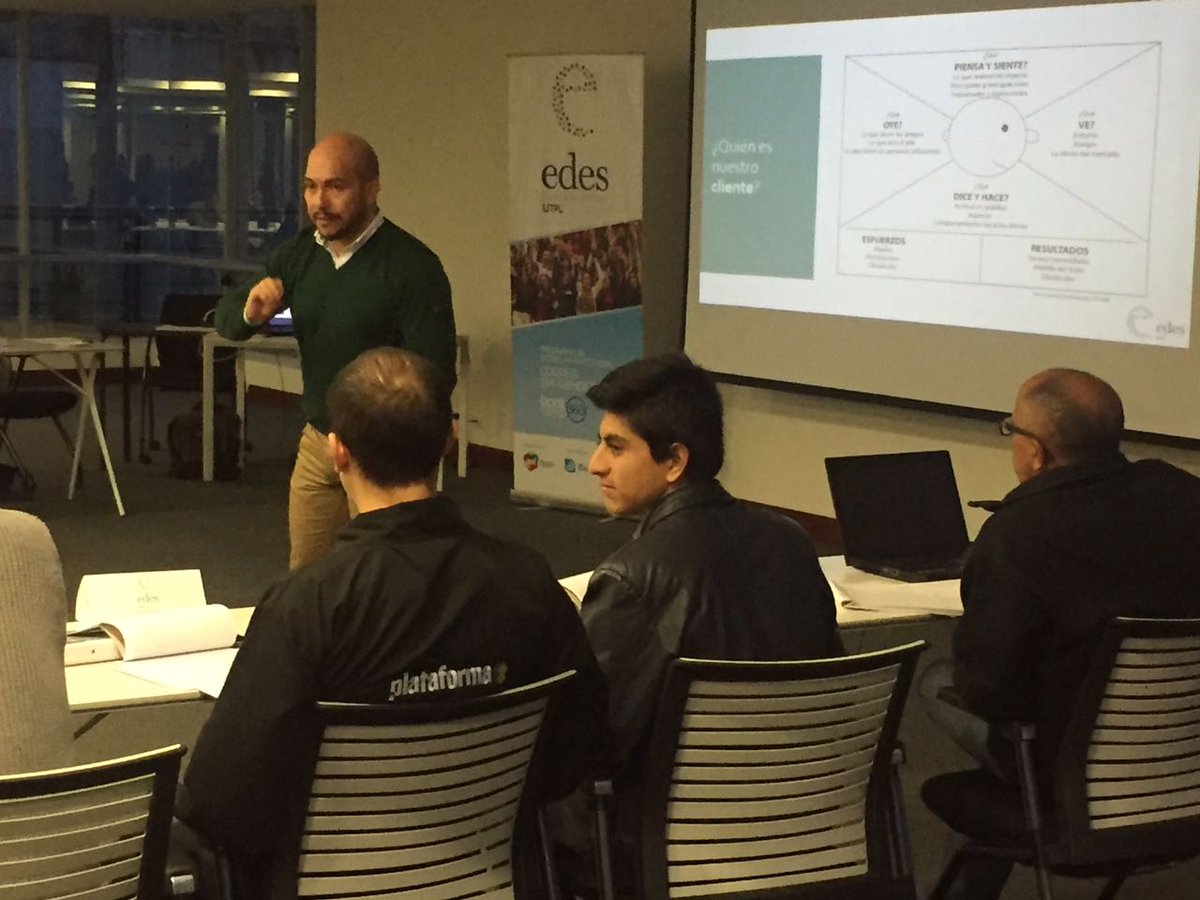 aeiecuador's tweet photo. "Debemos escuchar constantemente al cliente para innovar los productos" @gpoveda de @kruger_labs miembro AEI en #bootcamp360 de @EDES_BS https://t.co/tQgNyAfICy