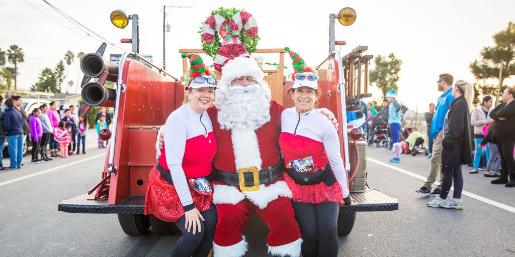 Santa_Runner's tweet image. Follow Santa to the Sea Half Marathon’s official twitter account @SantaToTheSea to stay up to date on all the festivities!!