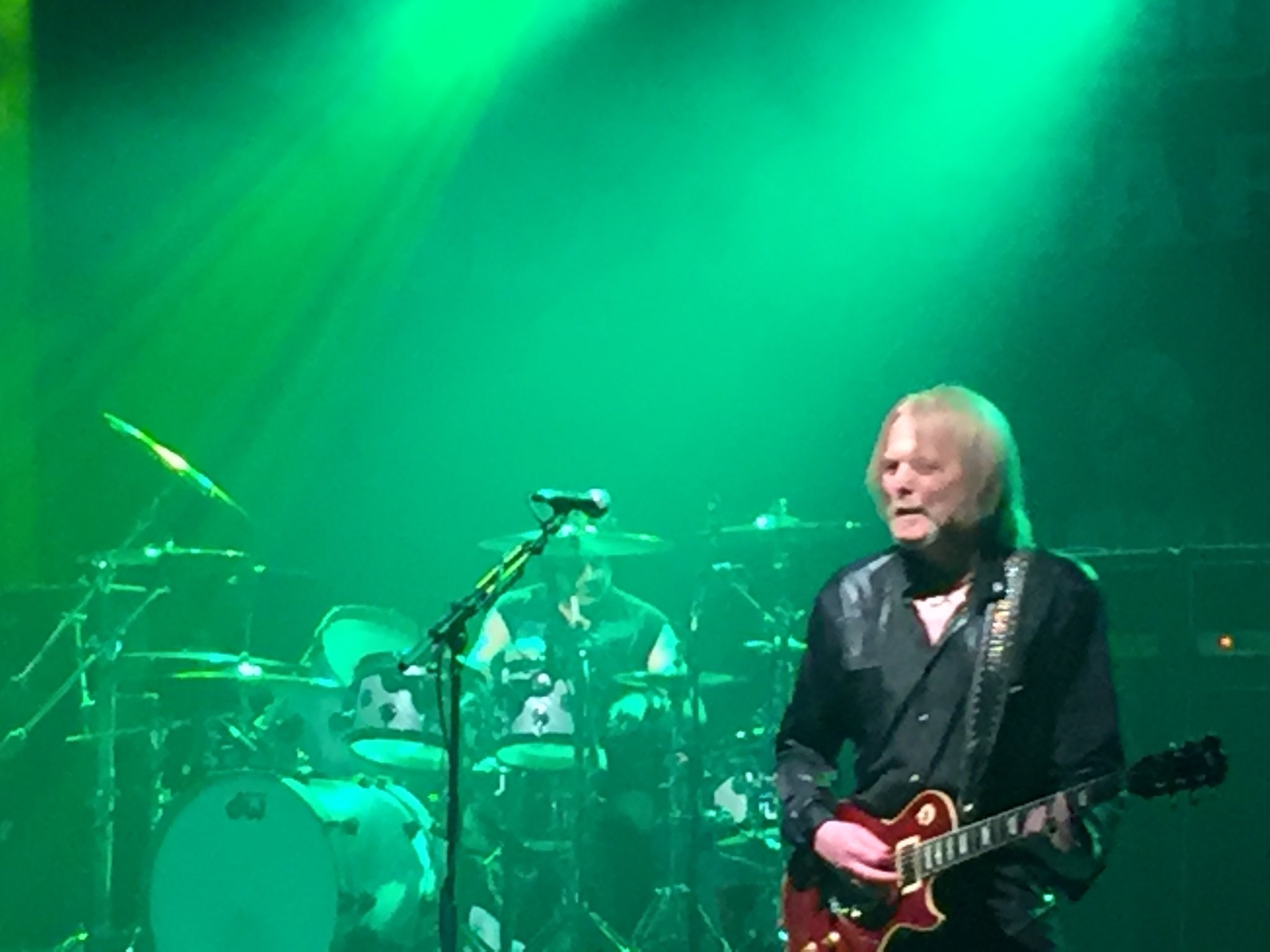 Happy and Happy Birthday Scott Gorham. Great gig tonight  