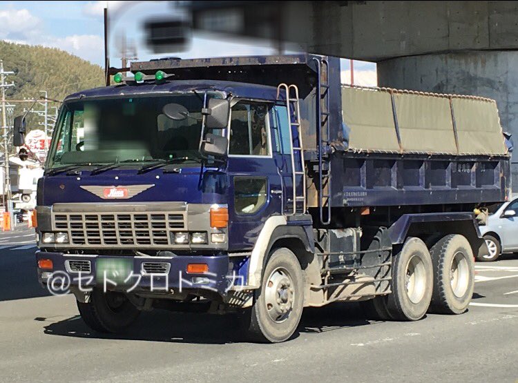 日野 スーパードルフィン 中期型 蜂の巣グリルアッパーパネル メッキ