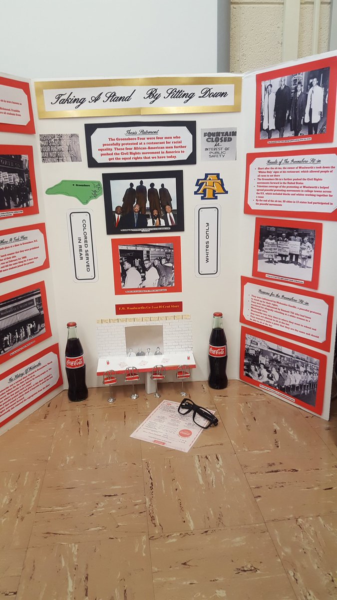 StephanieW1975's tweet photo. NHD projects with Hudson's 8th graders at LMS #takingastandinhistory @BruceCarrollDCS @dcsnc https://t.co/zQDQsliARW