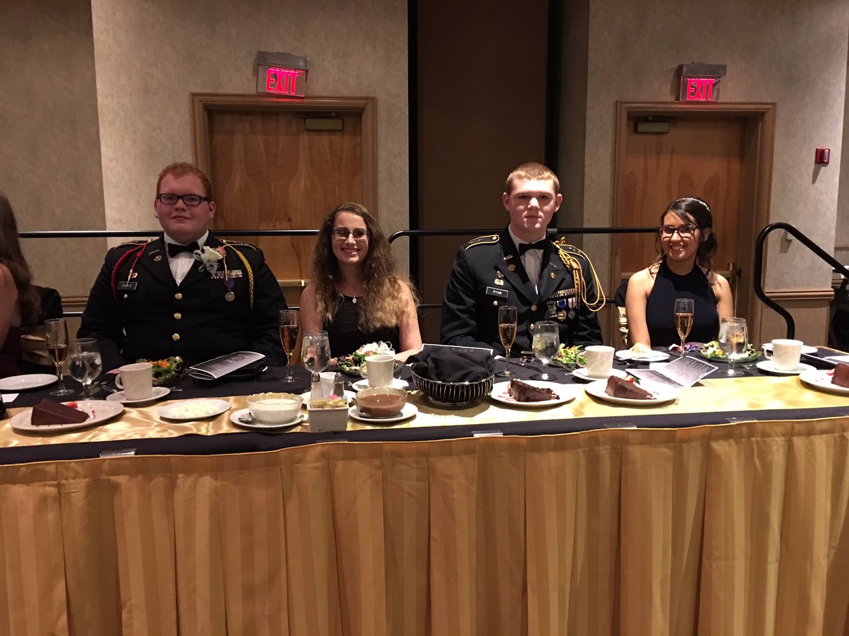 Military Ball: leadership is looking good!@MSDJROTC1