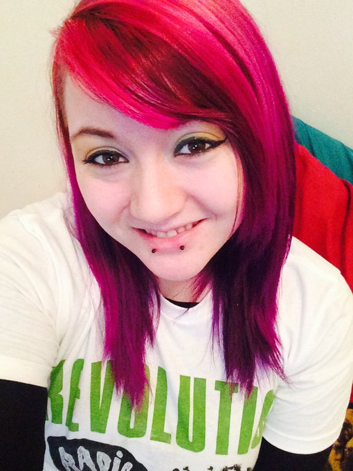 I finally have snakebites!!! https://t.co/JUM0GNeJe6<a href="/tag/throwbackthursday"class="tags"><span>#throwbackthursday</span></a>