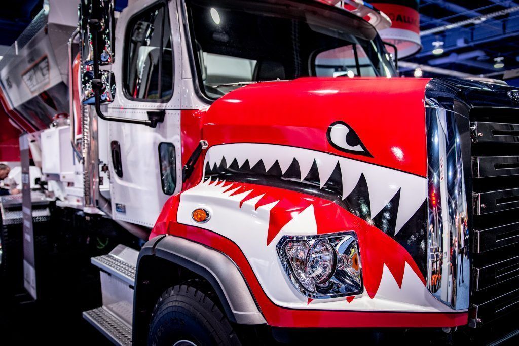 I wandered around the South Hall at #ConExpoConAgg and took quite a few pictures of cool trucks. My favorites: buff.ly/2mQT1KH