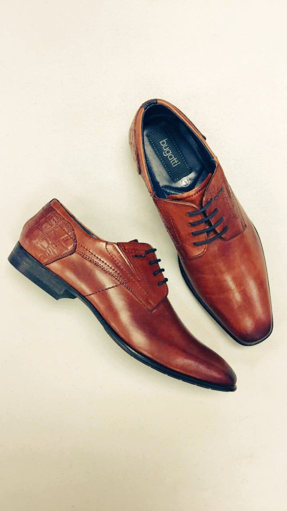 milanoformen's tweet photo. They say women notice shoes first. They definitely will in our new @BugattiShoes #DressLikeAMan #MilanoForMen #ForFootsSake #GPAB https://t.co/PedbbAaFex