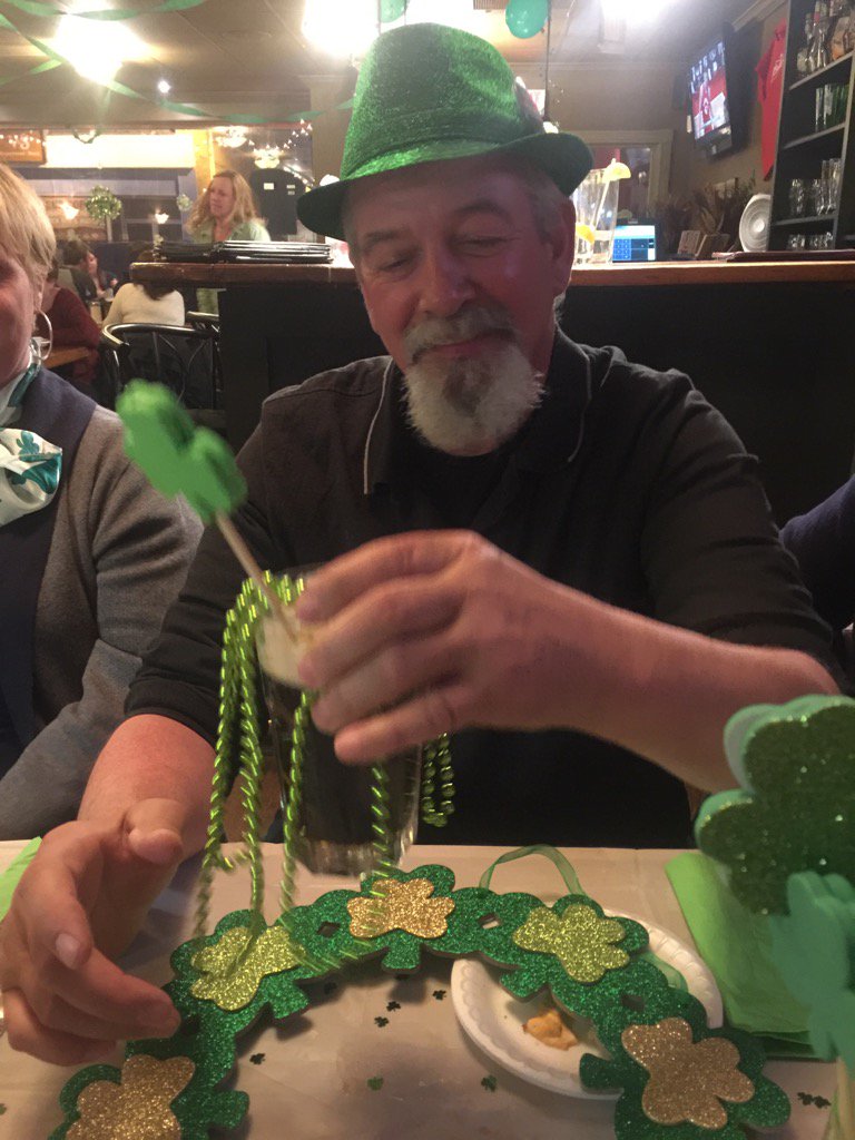 Len tweet media