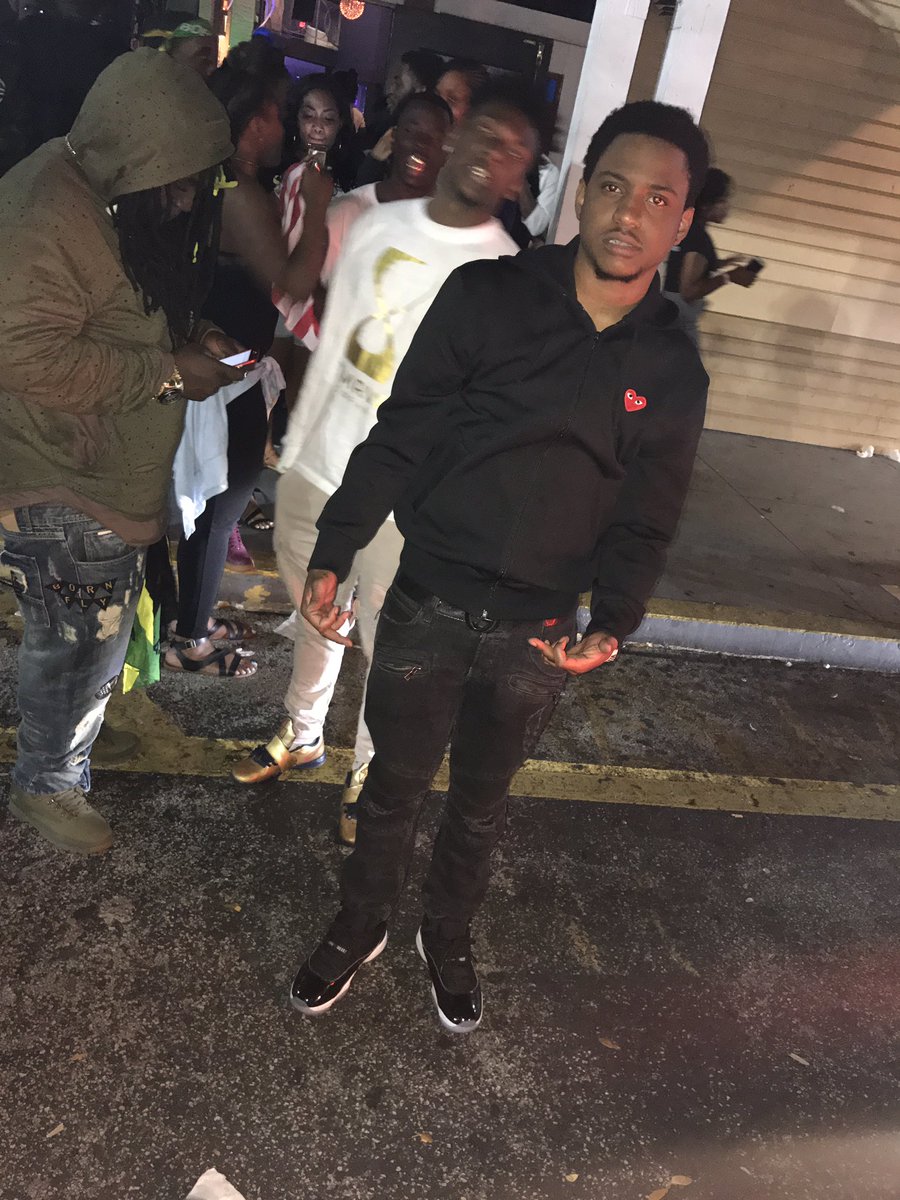 DatNiggaDreww's tweet photo. Love and loyalty the only things I put my faith in
#collisionmiami https://t.co/SbpT4kpu2C