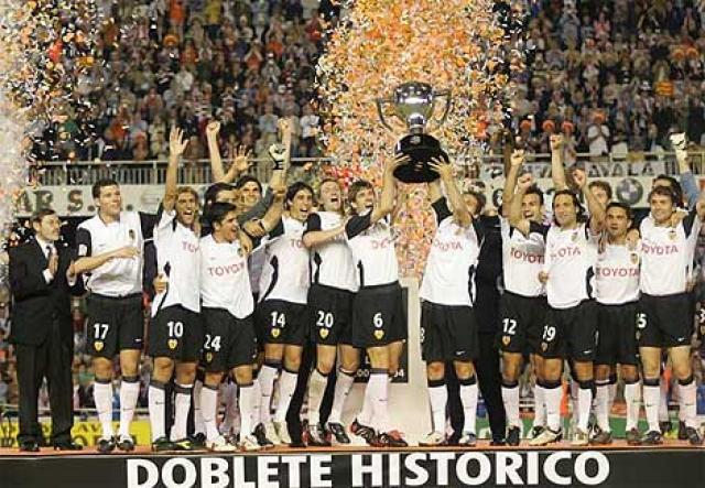 ValenciacfAR's tweet photo. 18 مآرس.. ذكرى تأسيس نادي فالنسيا 

99 سنة 

#VCF99 https://t.co/k30L1wejCH
