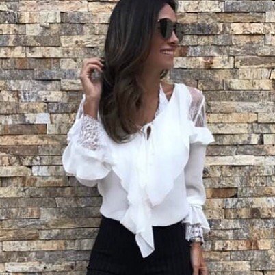 parlerlamode's tweet photo. Watson Blouse by @skunkbrasil https://t.co/PMz8pjsSbj #top #fashion #musthave #torontofashion #parlerlamode https://t.co/zajNxwmTHU