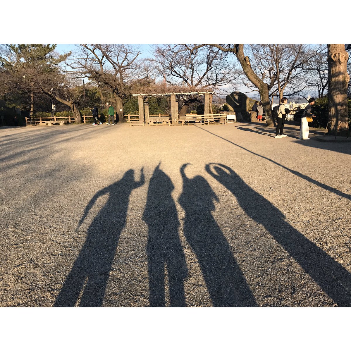 fp_uwnico's tweet photo. 一生忘れない…和歌山GATE。
アバラが腫れてるし、
肘はライブ中押されすぎて
擦りむいたみたいになってるけど
あんなに骨抜きにされたの久々で
もう今もドキドキしてる。
ありがとうございました。だいすき
NICO Touches the Walls。 https://t.co/HGD1TV7q2j