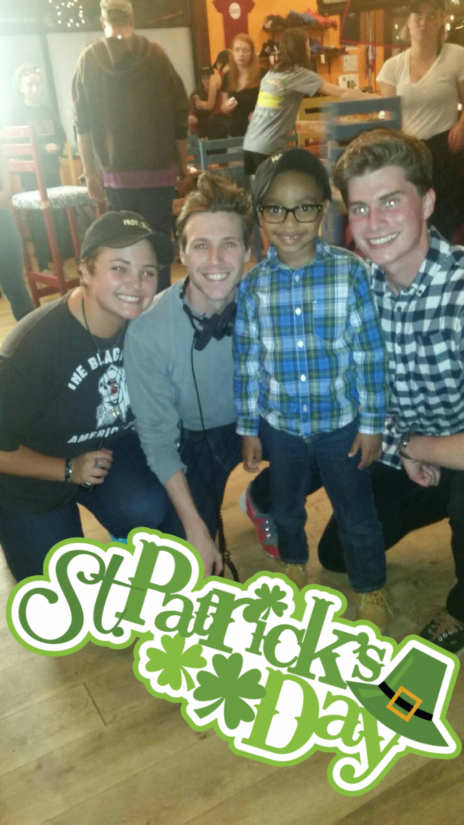 MovieProvidence's tweet photo. Happy #StPatricksDay from these cuties! https://t.co/HFjnA9ItpY