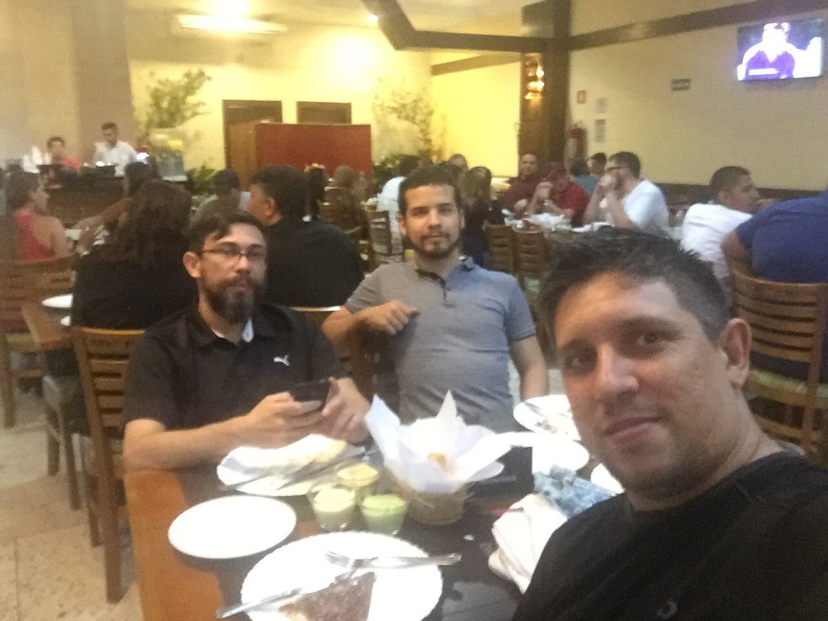 Leprechaun's pre launch dinner at Beer's Pizza in Sao Paulo.
<a href="/mauriciolhp/">Mauricio Angeluti</a> <a href="/EgonMaster/">Egon Master</a> and Allan were present. 
fatumgames.com/leprechaun