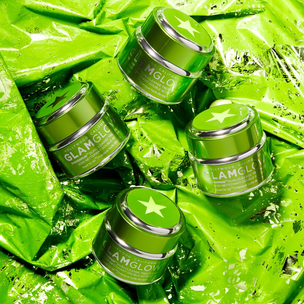 glamglow's tweet photo. Celebrate @StPatricksDay with #POWERMUD! Get 25% off our green faves on https://t.co/iqjHh4ceG7 with code "LUCKY": https://t.co/euNCnKE9dh https://t.co/e0OWkz1Td4