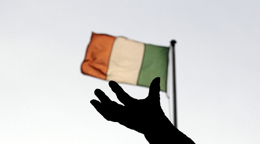 laresramon's tweet photo. How could #Brexit affect prospects for Irish reunification? https://t.co/glGdOFIgJj by #RT_America via @c0nvey https://t.co/kCY1fQBWIQ