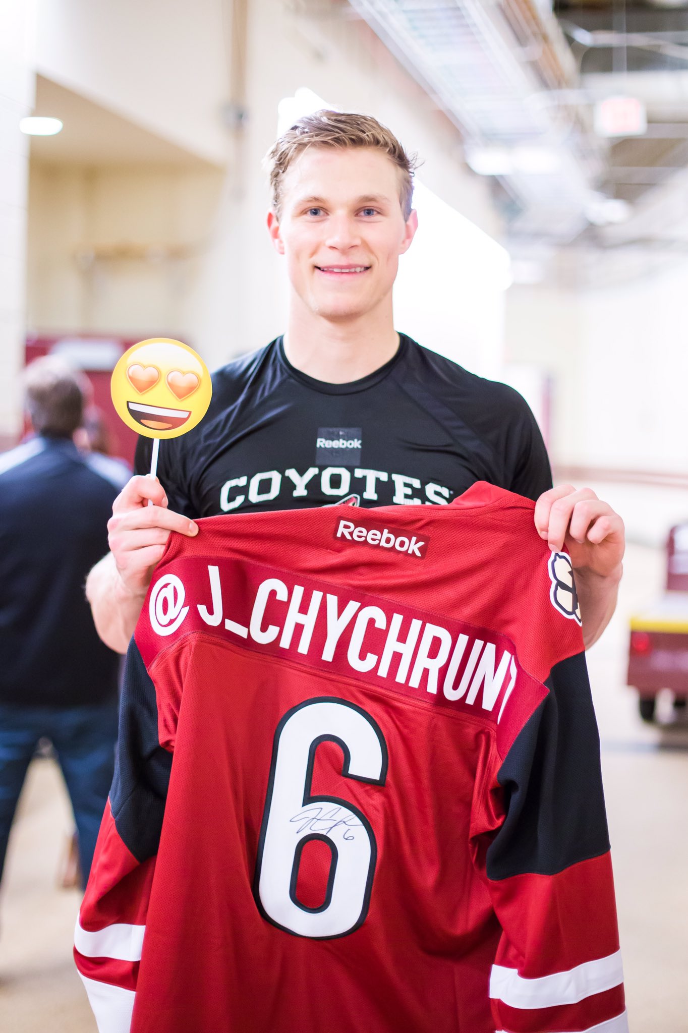 jakob chychrun jersey