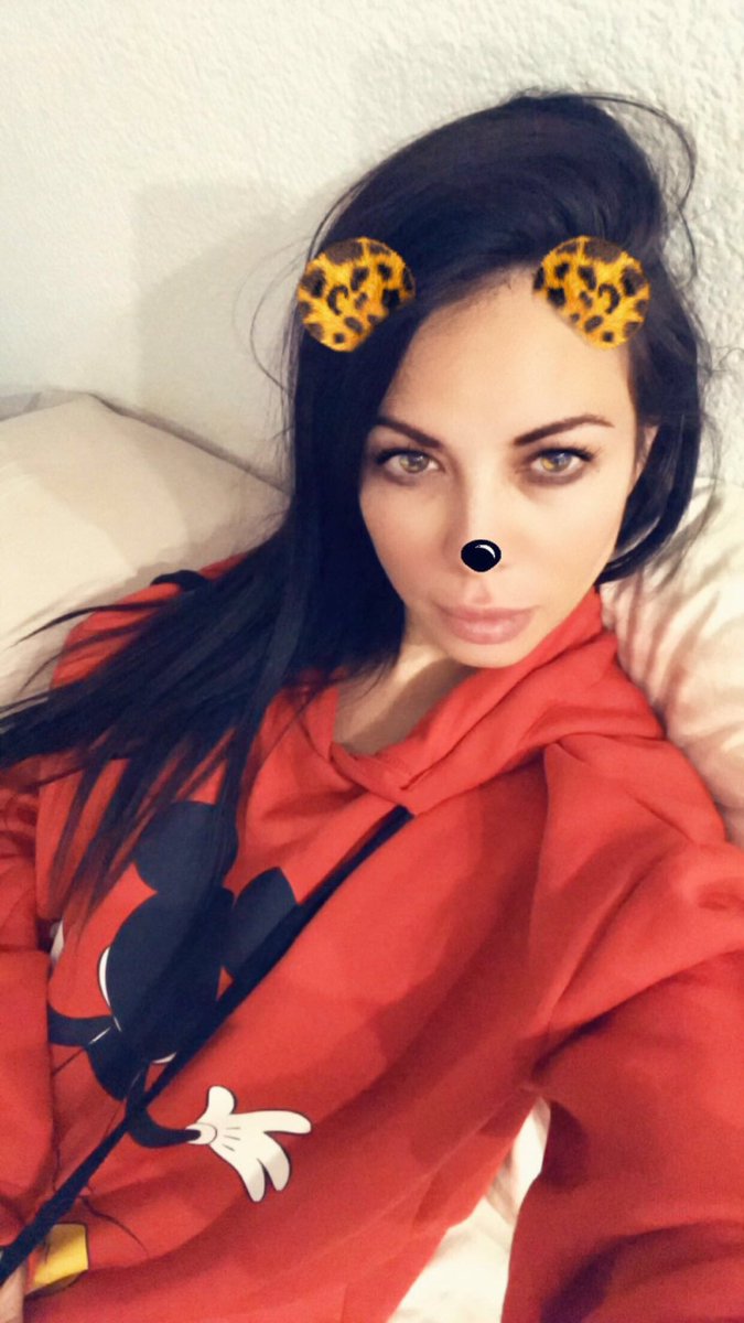 JSANF10's tweet photo. 😻❤ https://t.co/CjsFIyMIgZ