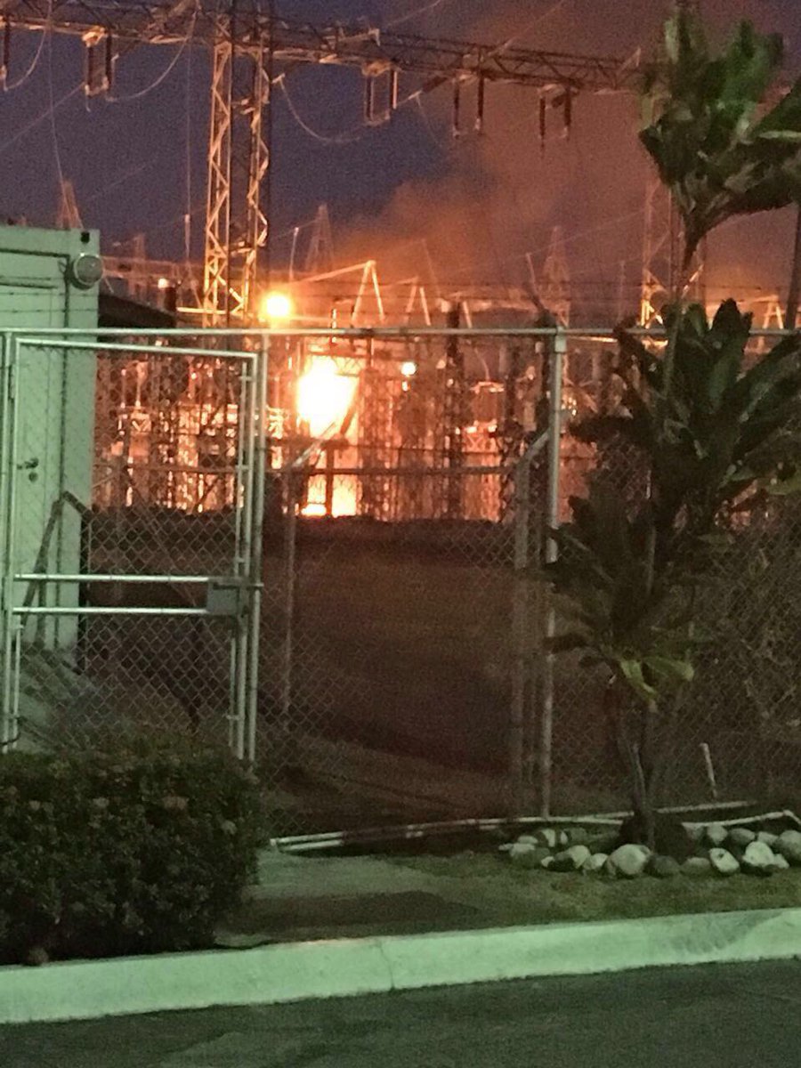 rednoticiaspa's tweet photo. #ApagónPanamá 💡 se debe a explosión de transformadores en estación eléctrica Condado del Rey. Panamá y Colón sin luz. https://t.co/YmWRtl2HOx