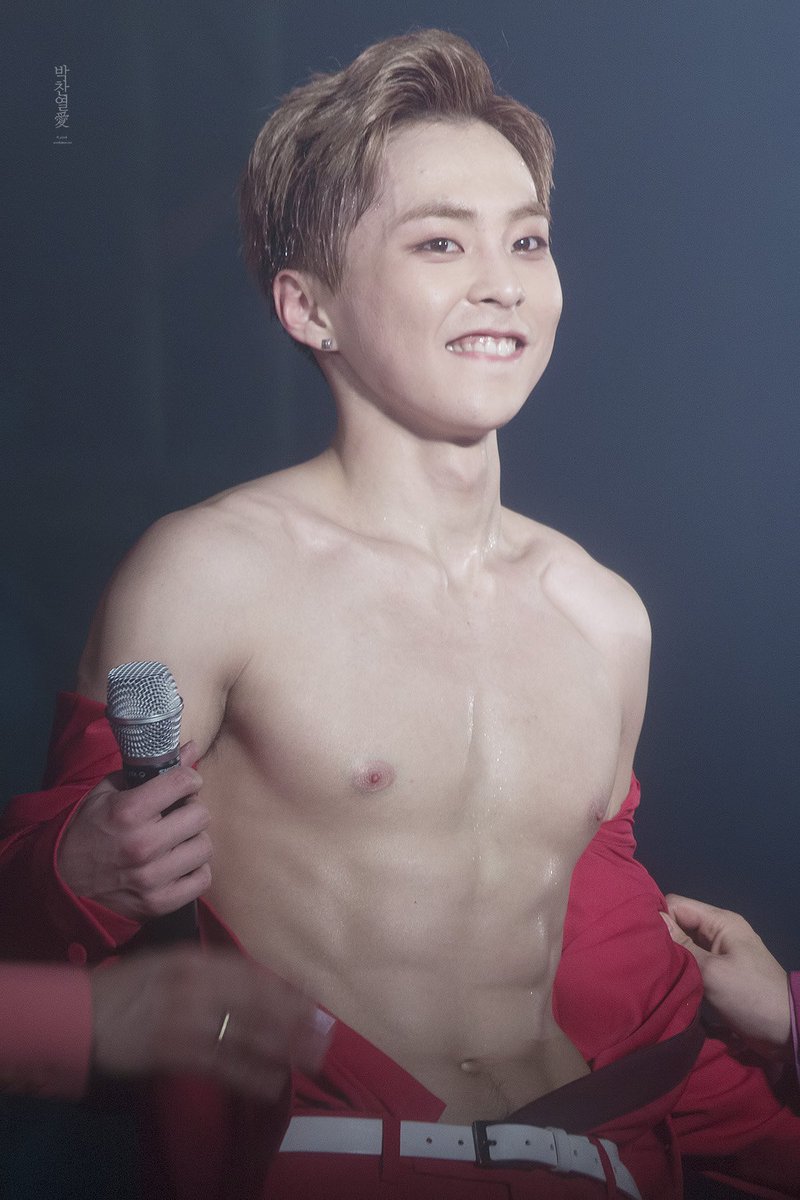 n년 전 오늘의 시우민 tweet media