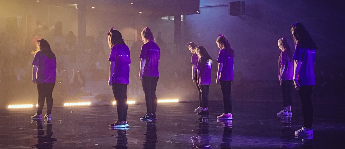 FutureCheer's tweet photo. Dinnington HS Ready to show their #Swagger! #HipHop #FCBringsItOn https://t.co/dtbuYxIXX7