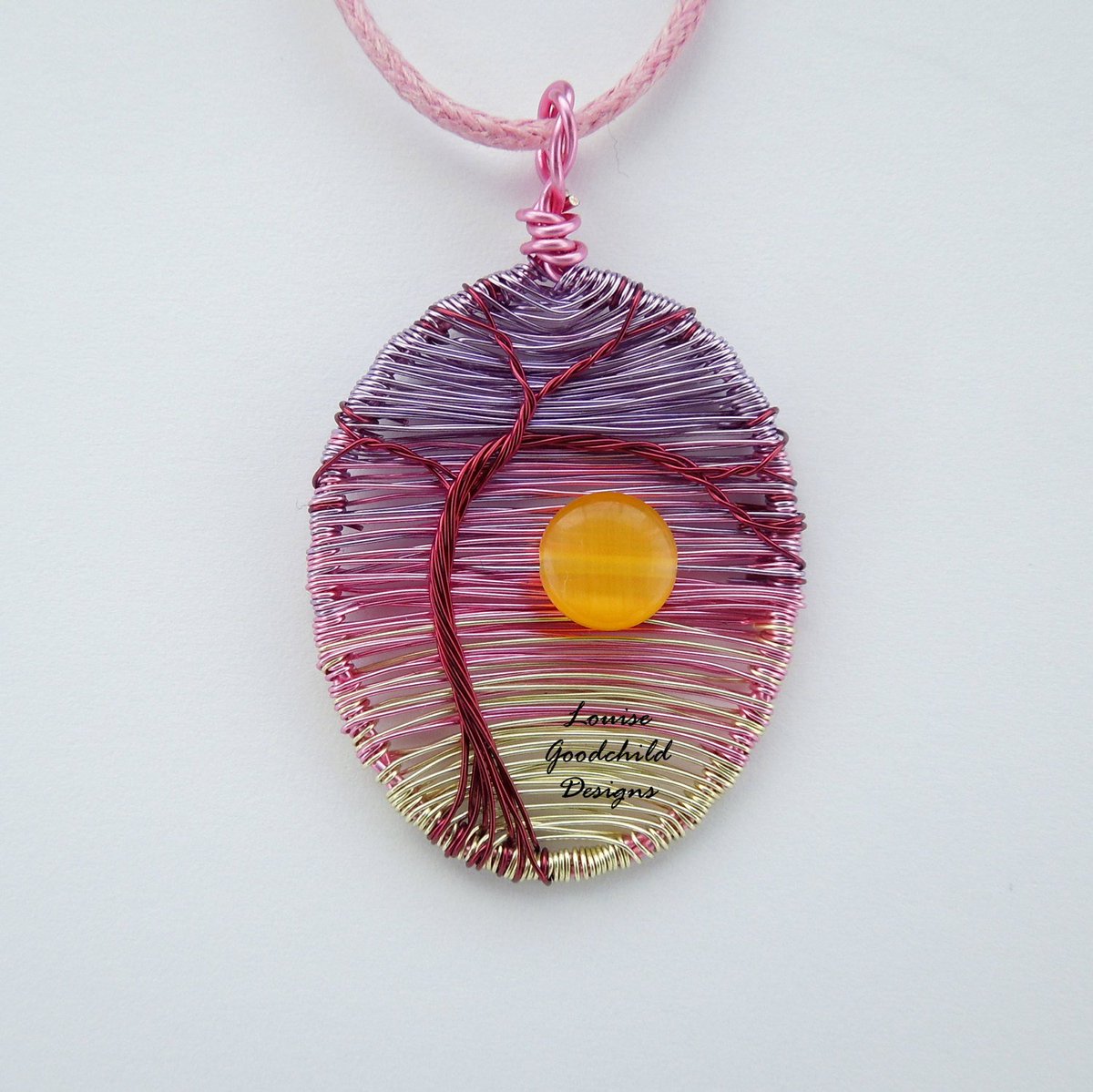 LouiseGDesigns's tweet photo. Pink Sunset wire pendant, wire tree pendant, tree of life jewe… https://t.co/qEmA2toLwJ #LouiseGoodchild #TreeSunset https://t.co/dDlVbG5kse