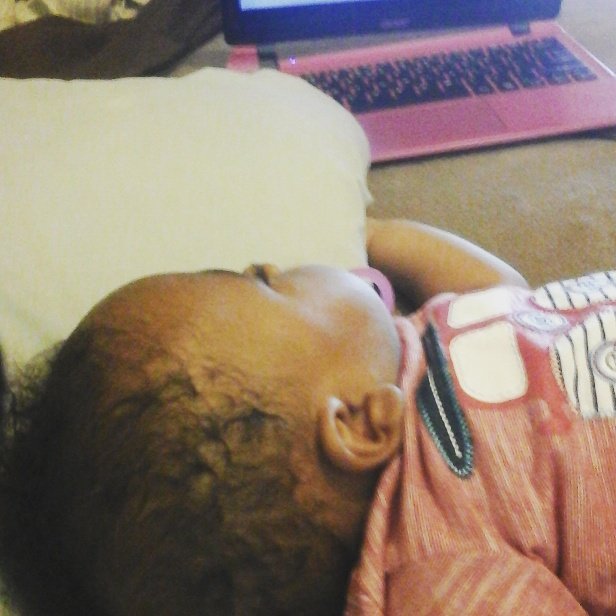 Master1wardle's tweet photo. @LeHong @LootLove #BabyBreezus is #WideAwake watching a movie but yet we listening to @METROFMSA #XhosaMara YHOO https://t.co/0iR7JyhXfV
