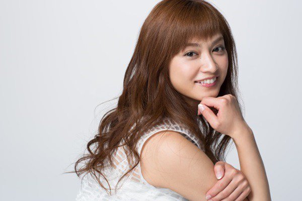 芸能エンタメまとめ 逆三角形顔のかわいい女性芸能人まとめ 顎 あご がシャープで一番小顔にみえる顔型 T Co Wapnv0bssd T Co Zfldcgmp9v Twitter