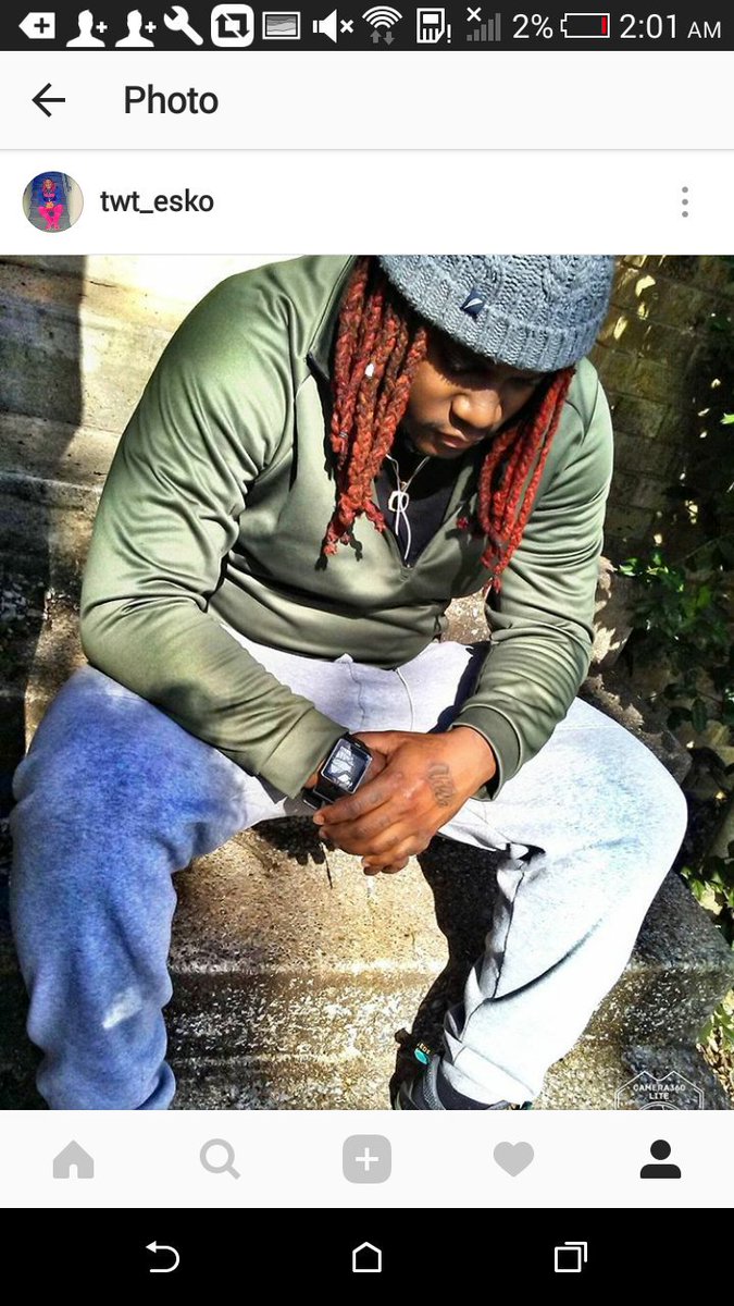 TWT EsKo tweet media