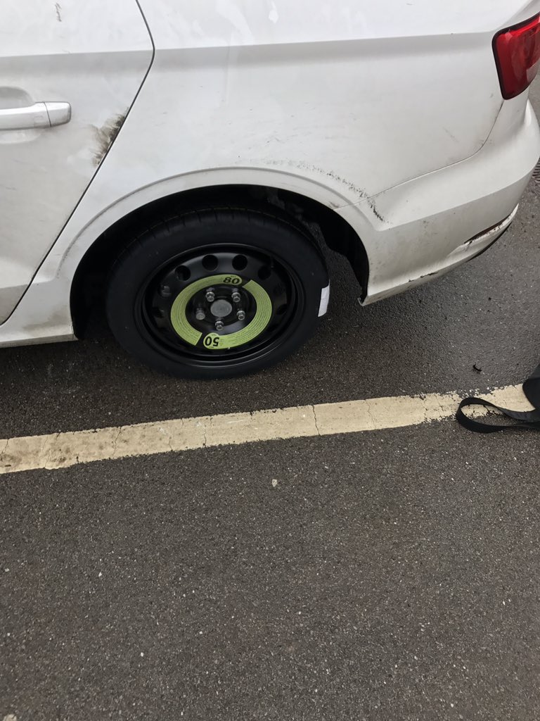 Scottymoore33's tweet photo. 5 am get up, puncture on the way to training I've had better mornings #doublesound #bikewheel https://t.co/VWpIOL0V9n