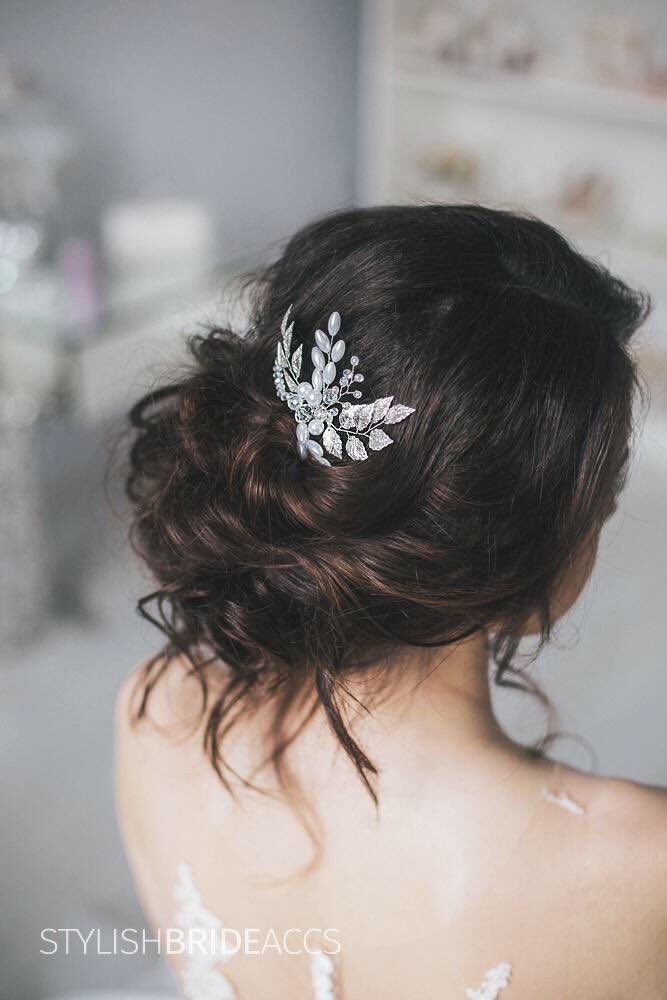 StylishBrideAcc's tweet photo. https://t.co/cuAUa4UEm7 💕 Headpiece from @StylishBrideAcc 💕 #hairvine #comb #tiara #wedding #etsy #hairaccessory #bride2be #weddingday #love https://t.co/RiIE4Js2vs