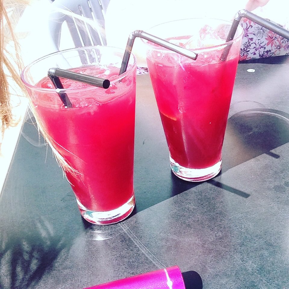 abzsmith27's tweet photo. Miss these #strawberrywoowoo #butlins #goodtimes roll on July 🍹🥂🎉☀️ https://t.co/JLIK9ymbv2