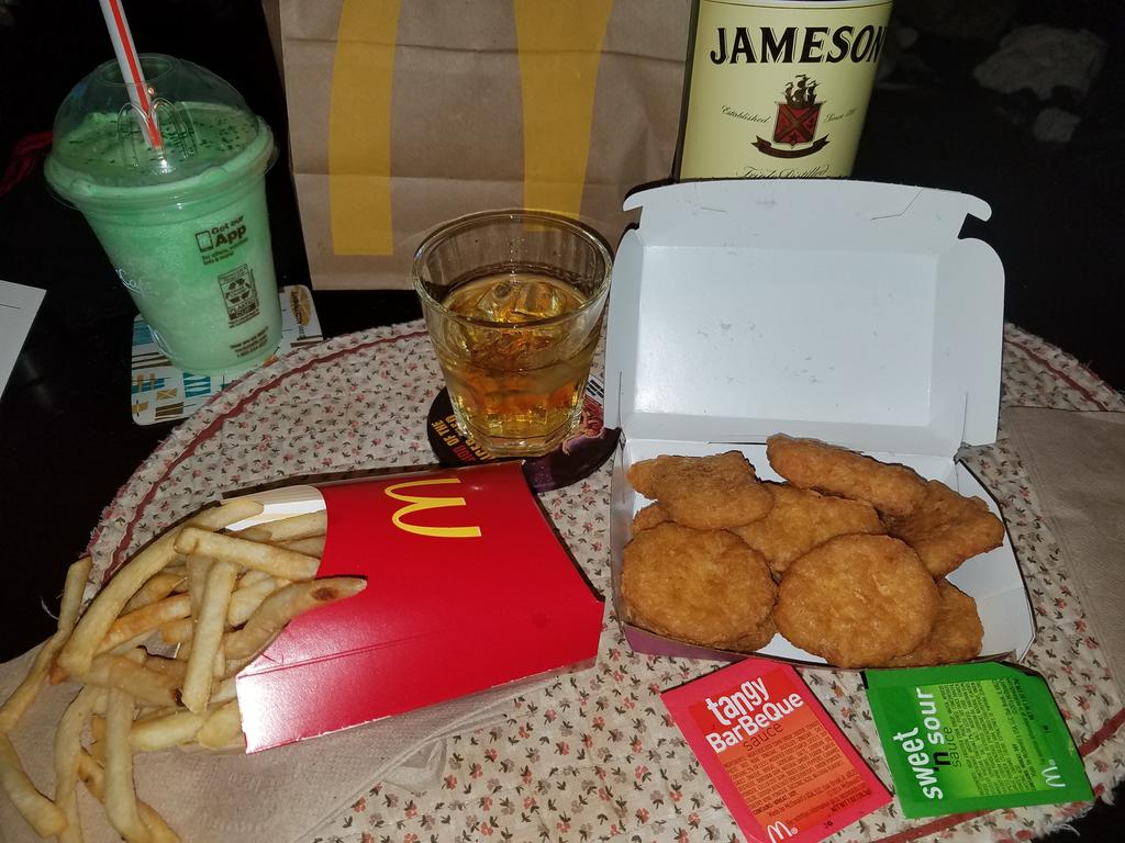 jdobbsrosa's tweet photo. It's a St Patrick's Day miracle! #TraditionalIrishFood https://t.co/SwtQn55B7y