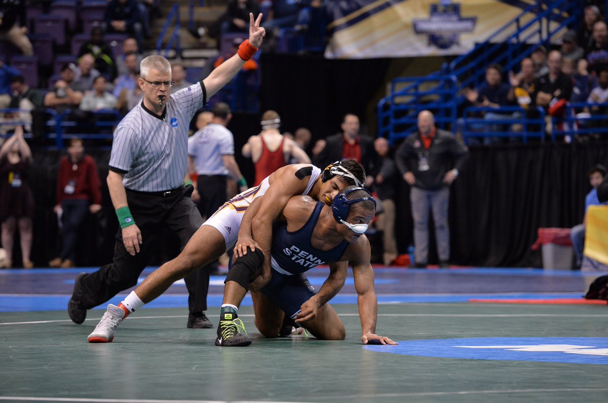 FloWrestling's tweet photo. Hall &amp; Valencia in the most controversial bout of the year!? Did a penalty pt hand the win to PSU's young superstar? https://t.co/67ZtjAv1RI https://t.co/W8o2NaMJqN