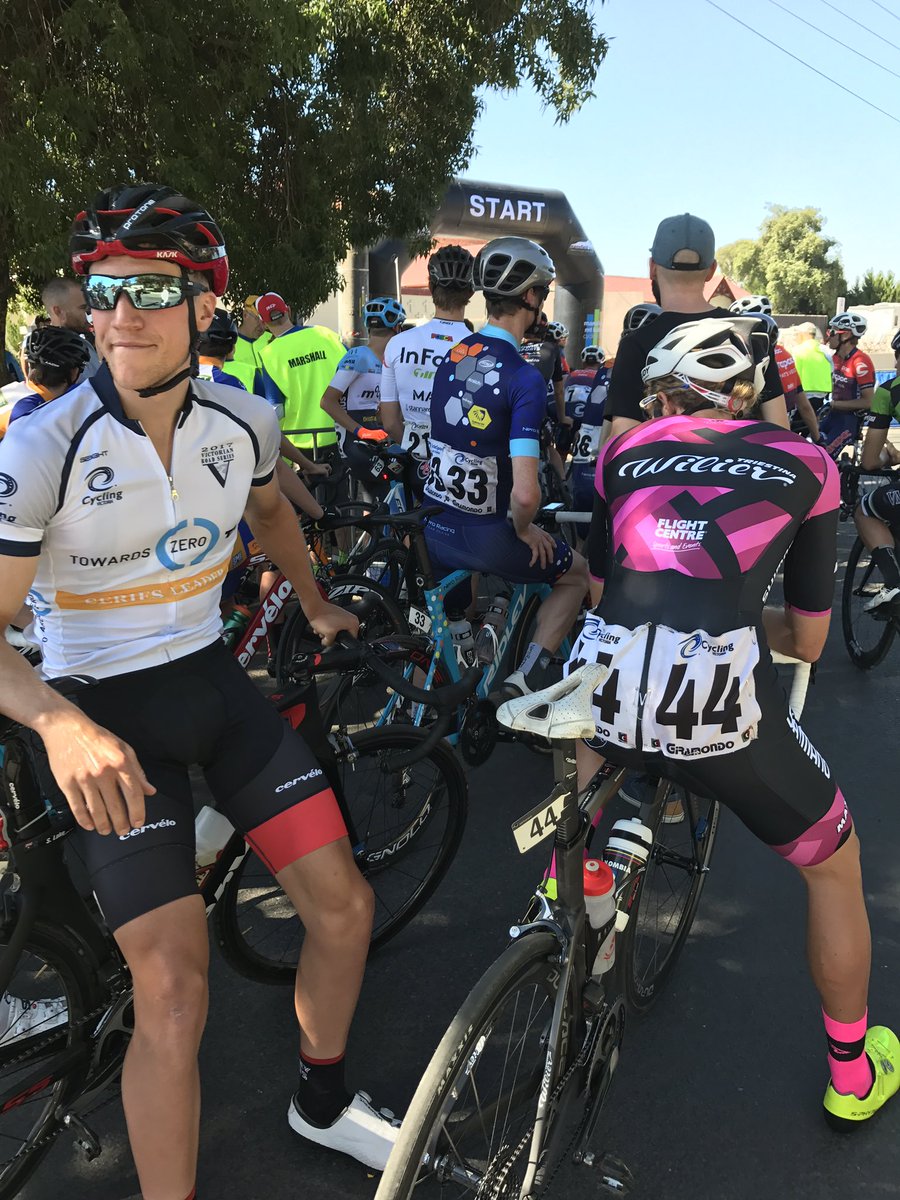 VRS Tour of Mansfield Stage2-89km @IsoWheySwissWel <a href="/lake_sean/">Sean Lake</a> <a href="/SchwalbeAus/">SchwalbeAus</a>