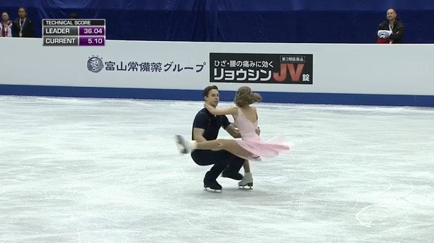 C7LIpftV4AAPEII.jpg