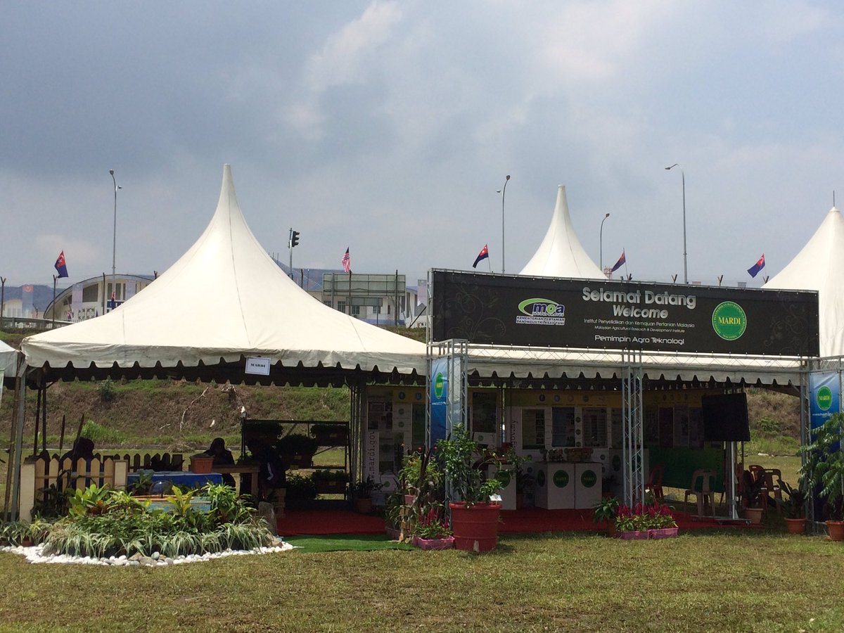 MARDIJohor's tweet photo. Majlis Sambutan Hari Penjara Ke-227 &amp; Hari Anti Dadah Kebangsaan 2017 di Penjara Simpang Renggam. https://t.co/4jrcTjVxC1