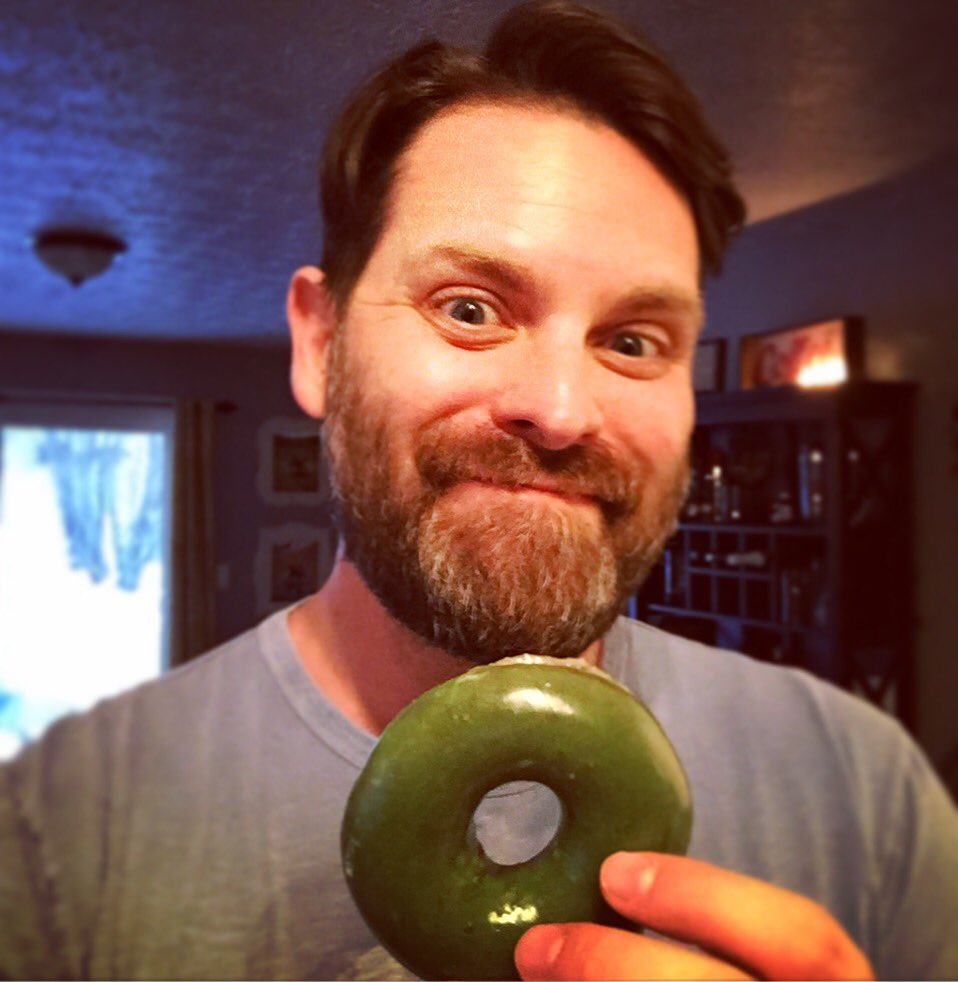 arcticninjapaul's tweet photo. Had to get a #greendonut from @krispykreme for #StPatricksDay It was the right thing to do. For Luck n'stuff. https://t.co/3KL1WYm1iM