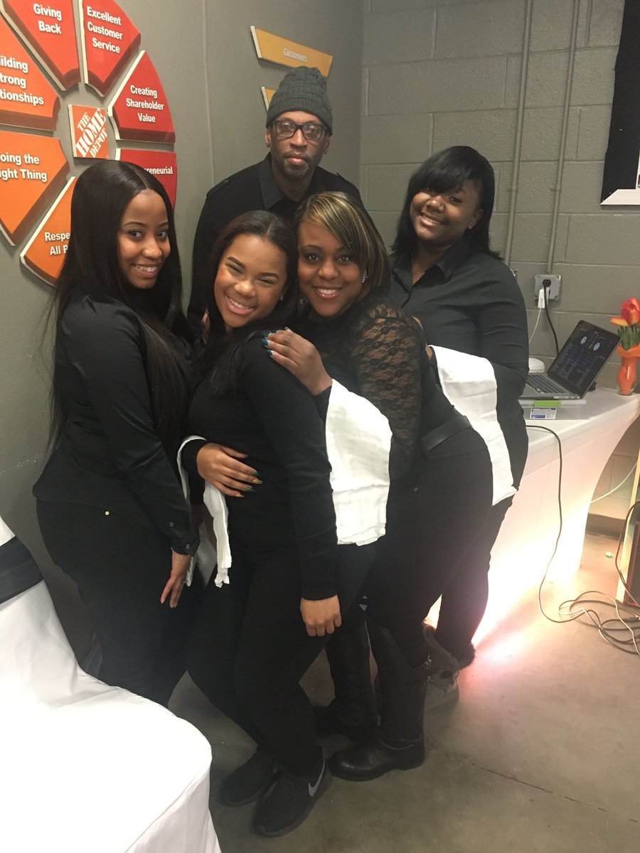  Janell 1216 tweet media